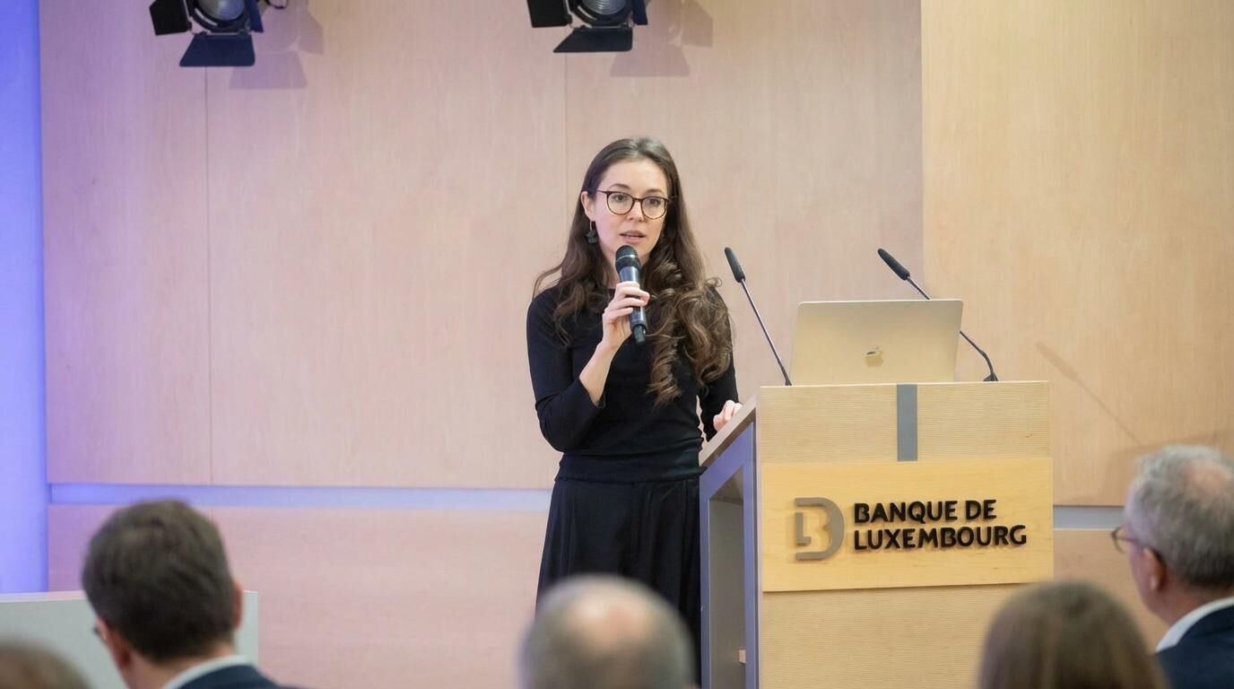 Andra Matresu speaking at Banque de Luxembourg